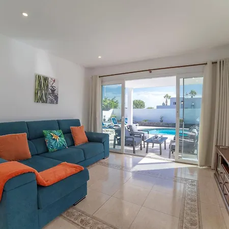 Willa Solace Blanca Playa Blanca Stylish Comfort Prime Location Heated Pool Your Perfect Lanzarote Retreat *