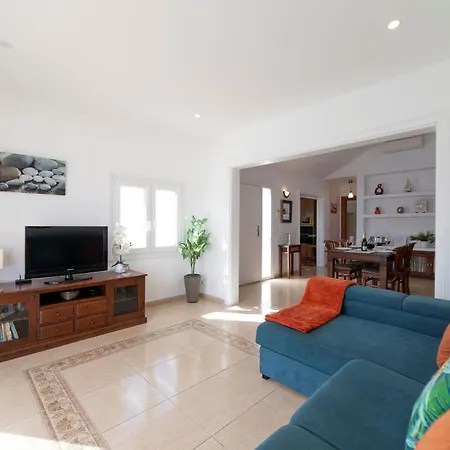 Solace Blanca Playa Blanca Stylish Comfort Prime Location Yaiza (Lanzarote)