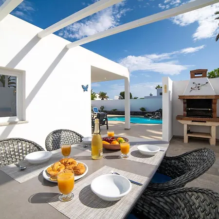 Solace Blanca Playa Blanca Stylish Comfort Prime Location * Yaiza (Lanzarote)